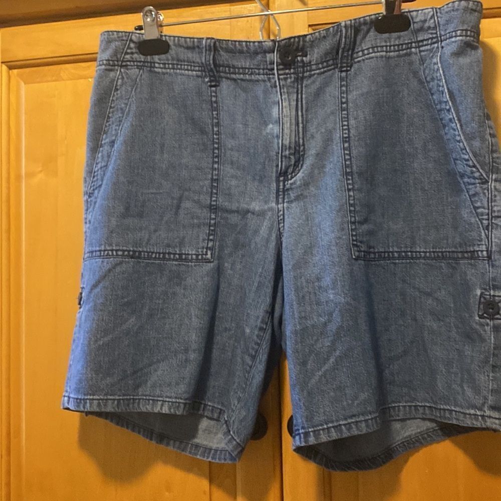 GH Bass denim adjustable shorts size 12